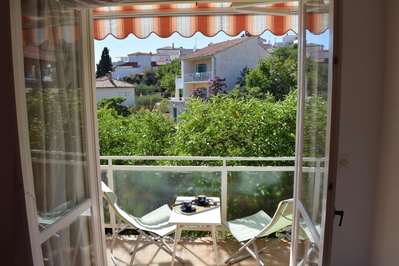 Close To Center, Quiet, With Parking Apartament *