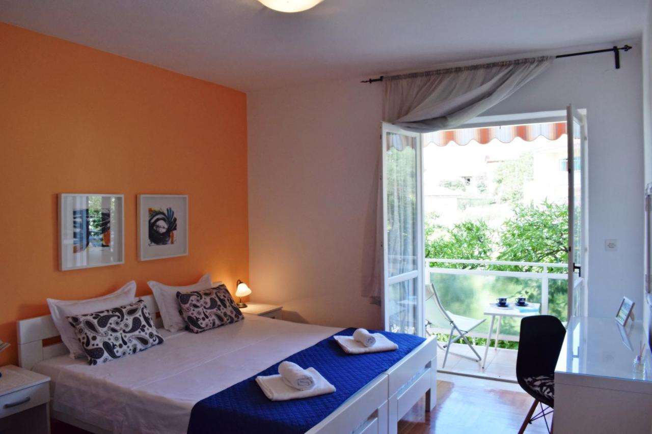Close To Center, Quiet, With Parking Apartment