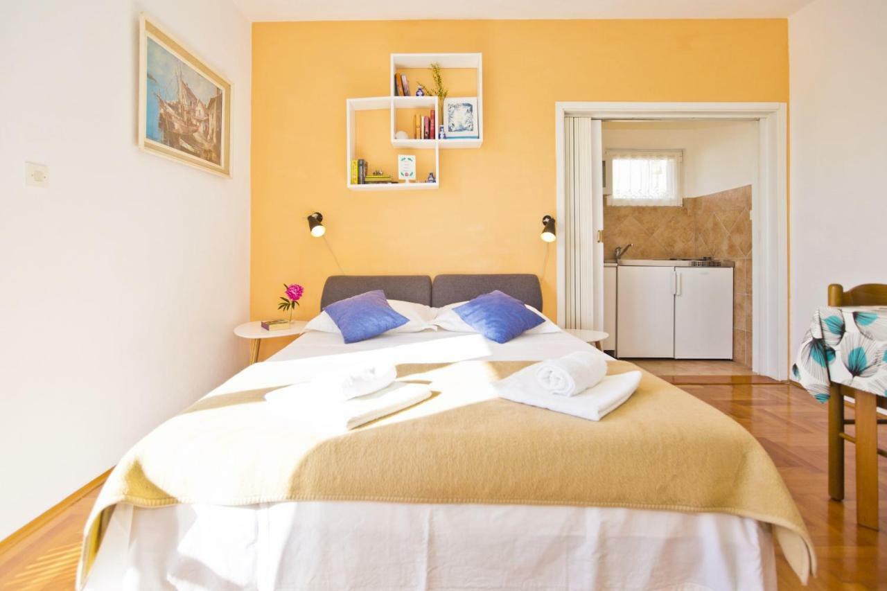 Close To Center, Quiet, With Parking Apartmán *