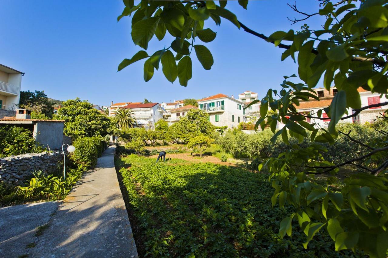 Close To Center, Quiet, With Parking Apartmán Hvar Town